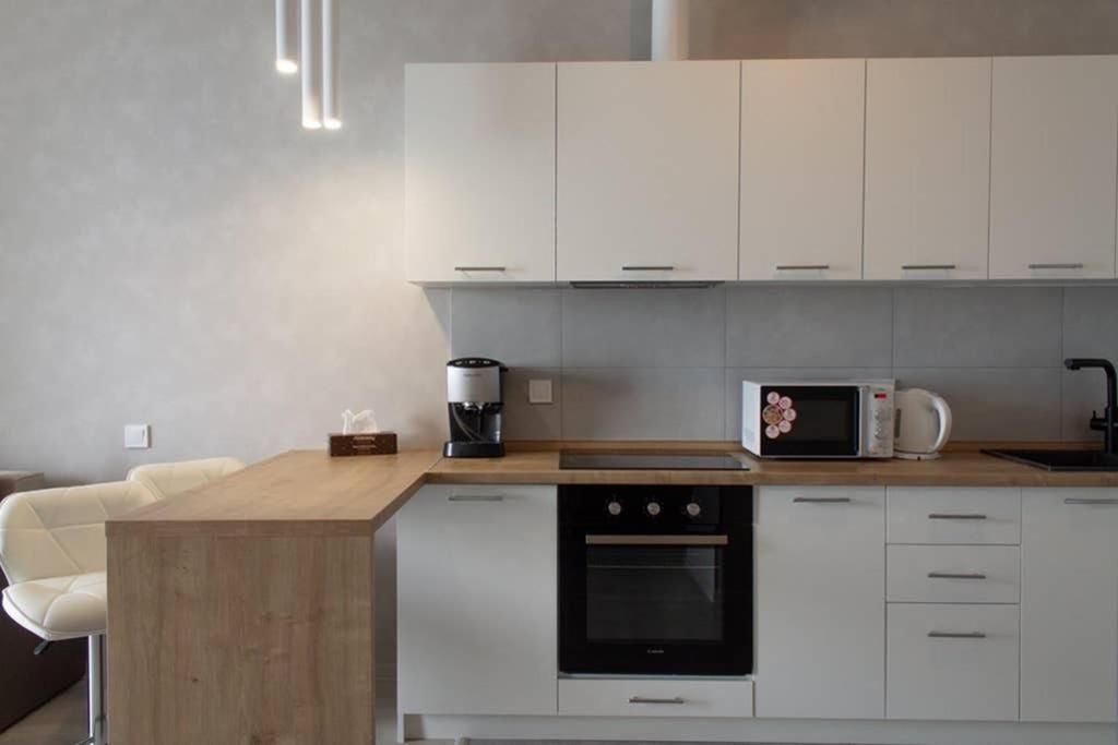 Sea Studio Apt. Apartment โอเดสซา ภายนอก รูปภาพ